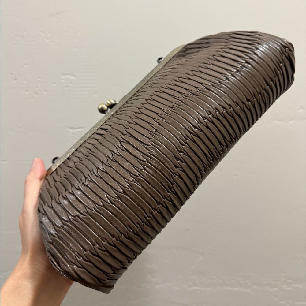 Brownish Pleated Genuine Leather Handmade Retro Kisslock Clutch, Multi Use Purse - Picture 15 of 16